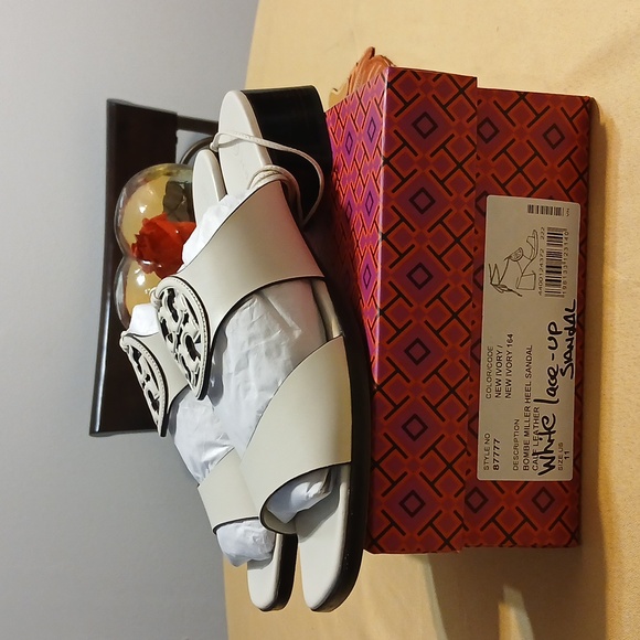 Tory Burch Sandals - Picture 3 of 7